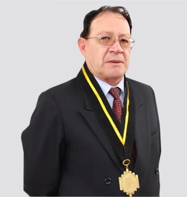 Maximo Valdivia
