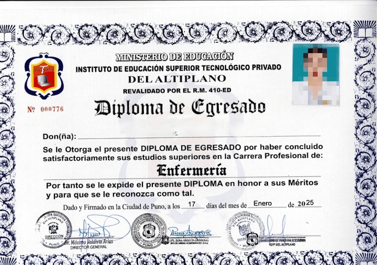 Documento oficial: Diploma de Egresado de Enfermería Técnica